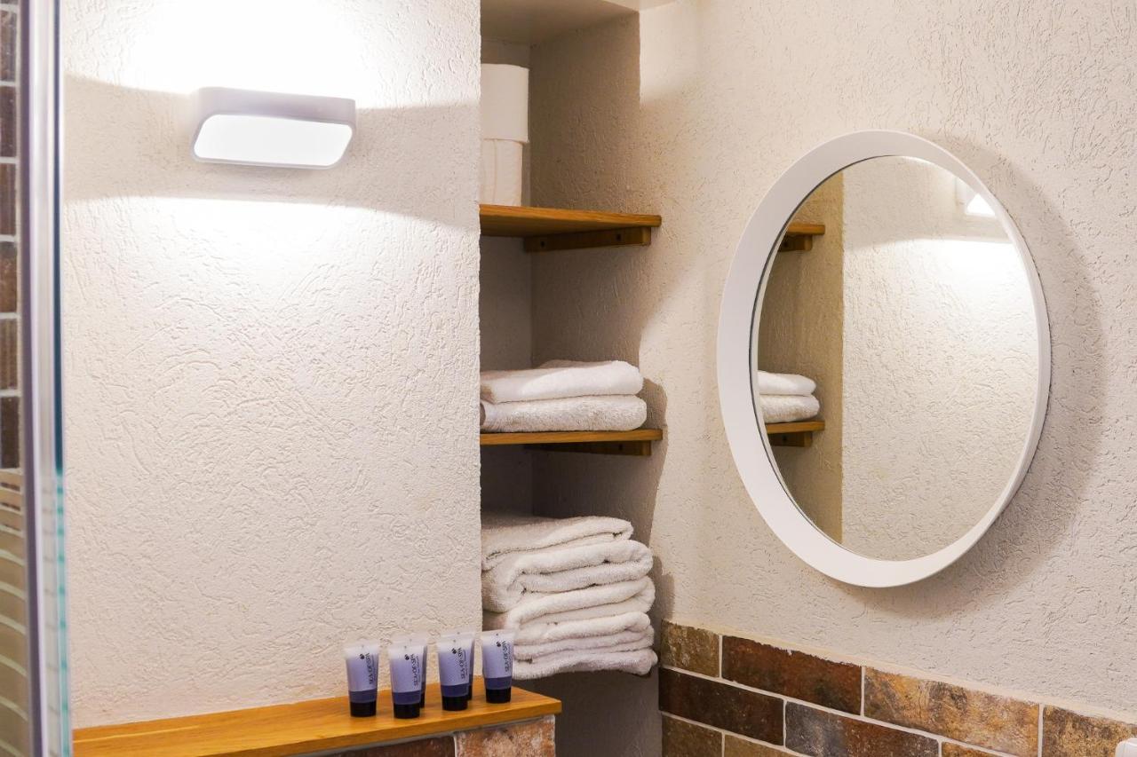 Lex Home In A Luxury Hotel Herzliya Bagian luar foto