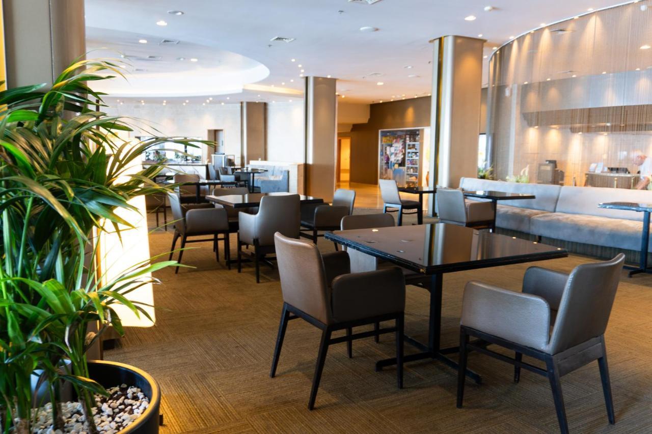 Lex Home In A Luxury Hotel Herzliya Bagian luar foto